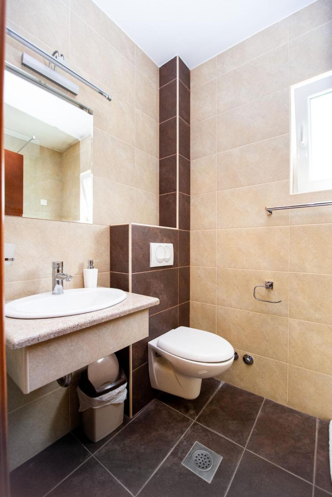 Ipera Apartman *